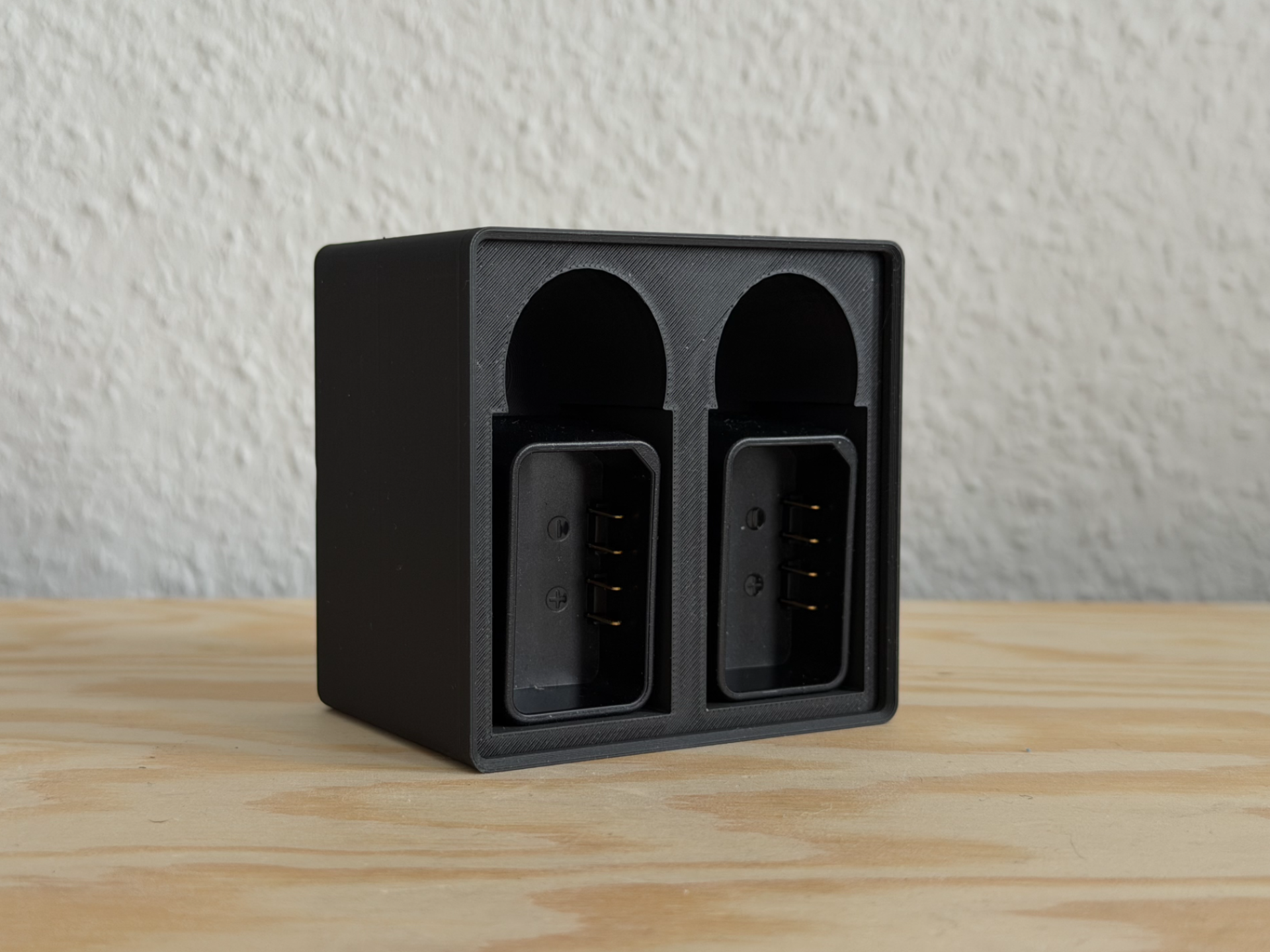 Godox VC26 Dual Charger Godox V1 - Gridfinity