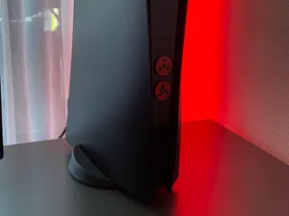 Itachi Mangekyou Sharingan PS5 USB-C Cover