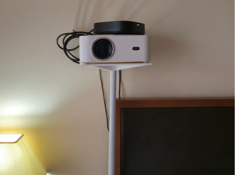 Suporte Vertical para projector