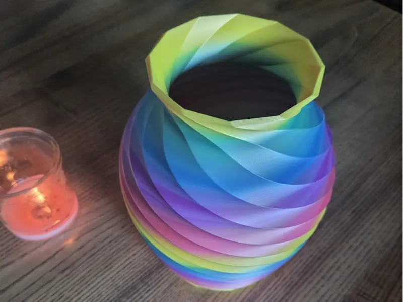 Vaso a spirale multicolore senza giunzioni FACILE!