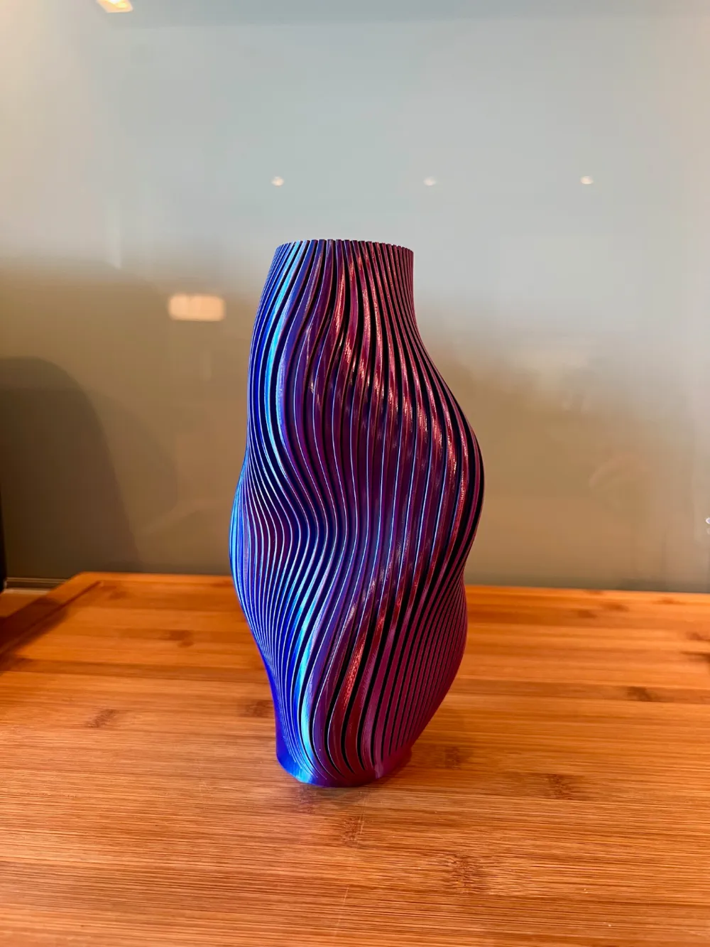 Design Vase Abstract Form by Thomas - MakerWorld