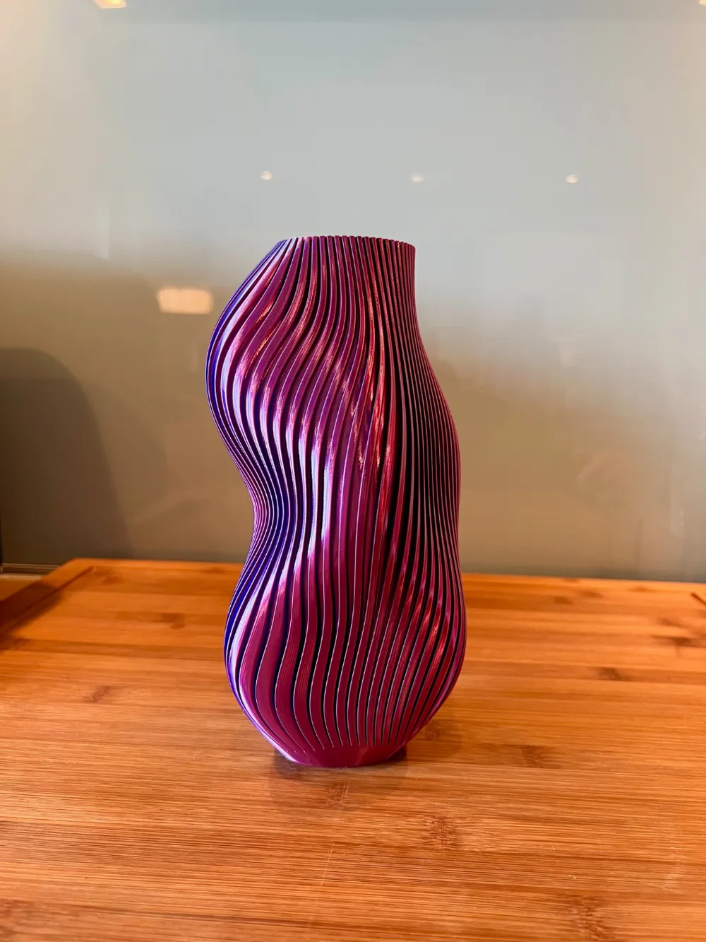 Design Vase Abstract Form by Thomas - MakerWorld