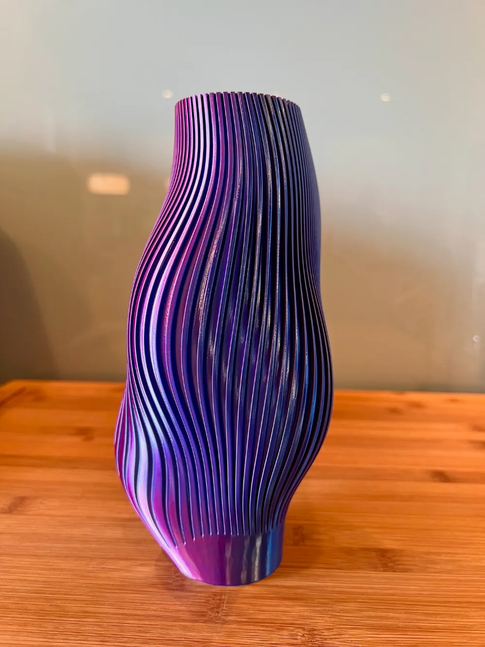 Design Vase Abstract Form by Thomas - MakerWorld