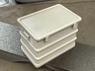 scatola in metallo per modellismo RC 1/10