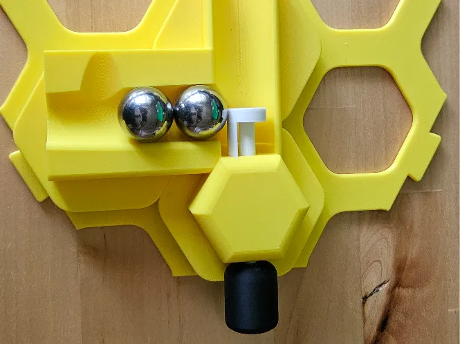 Gravitrax Junior Cannon spring opperated