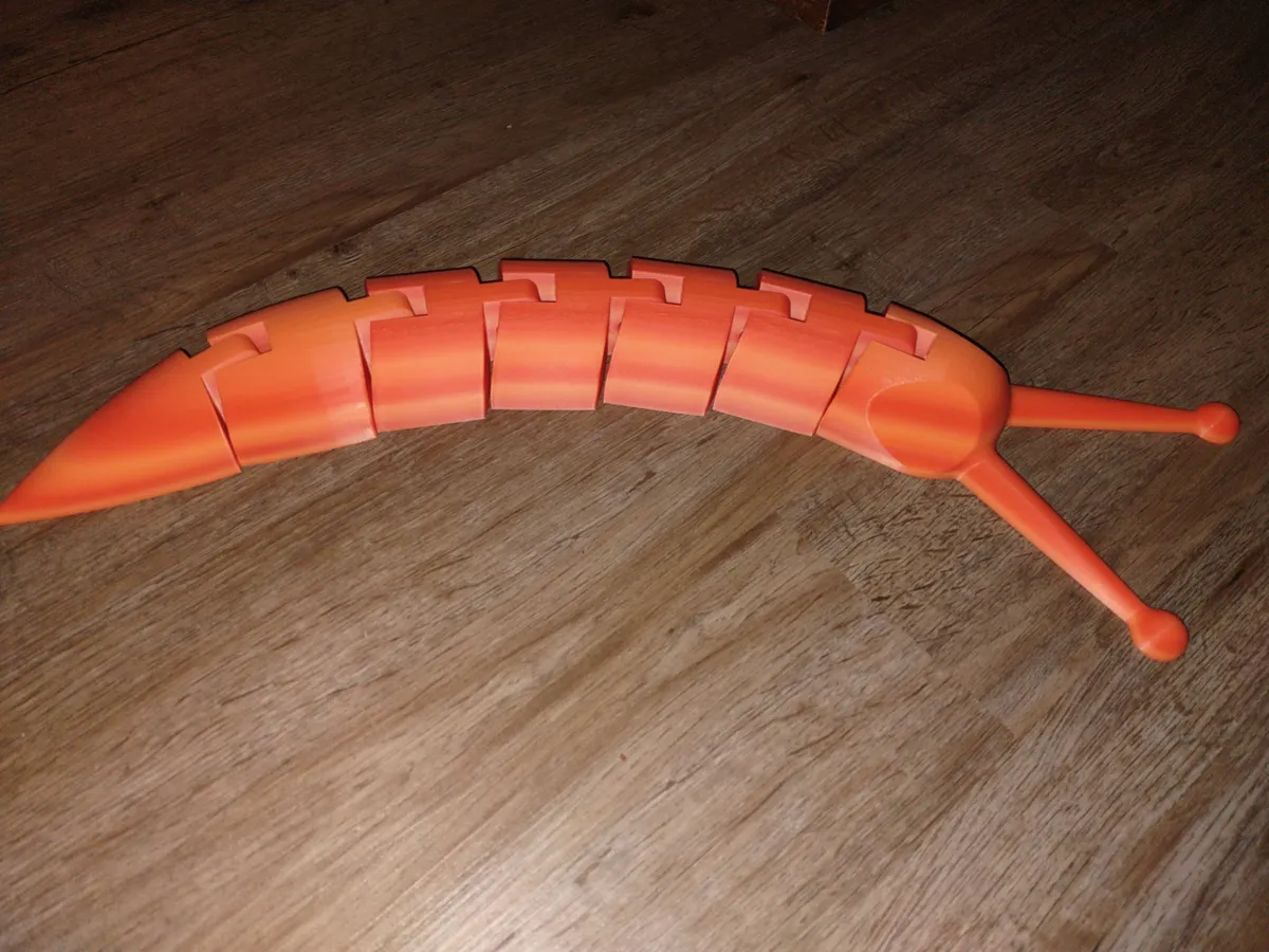Limace géante articulée modulable