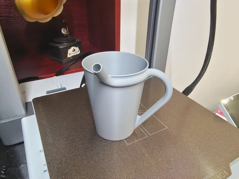 水杯，吸管与把手的完美结合
