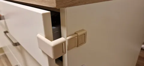 Child Safety Lock - door cabinet and drawer lock view 3