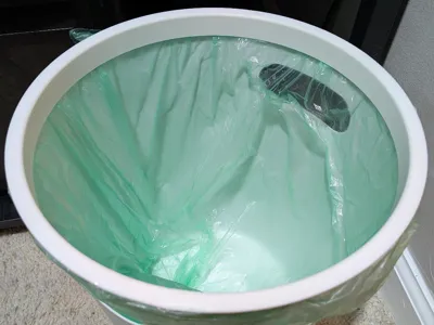 Trash Bag Ring Holder for 2.64 Gallon (10L) Bin