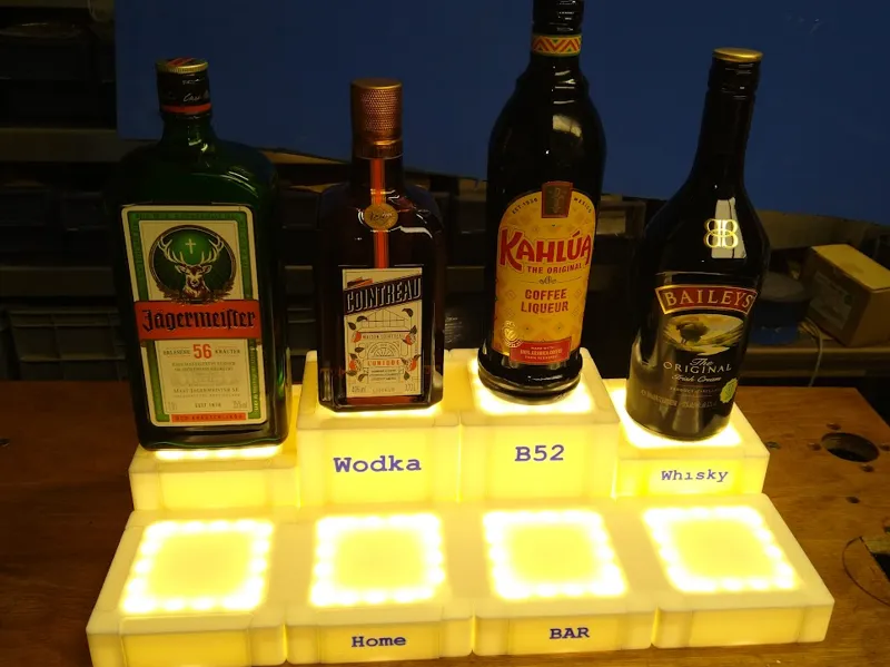 Bar-Sockel
