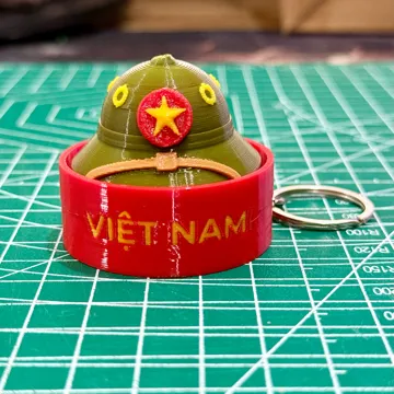 Pieza para disfraz o exhibición: Vietnamese Soldier Pith Helmet Clicker — vista de referencia 3