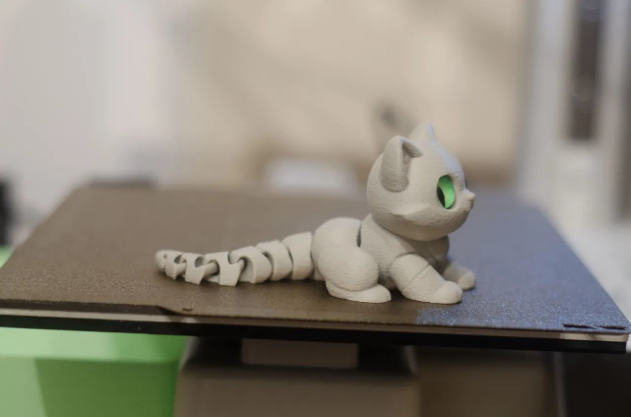 Cute Flexi Cat – Support-Free Chibi Figure view 3