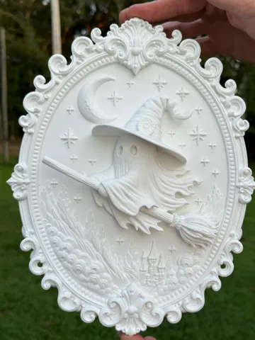 Marco decorativo: Witch Ghost in Victorian Frame — vista de referencia 2