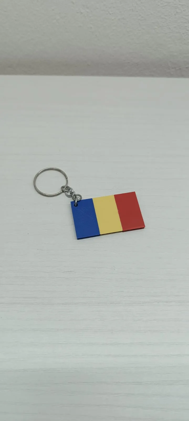 Romania flag keychains custom - Free 3D Print Model - MakerWorld