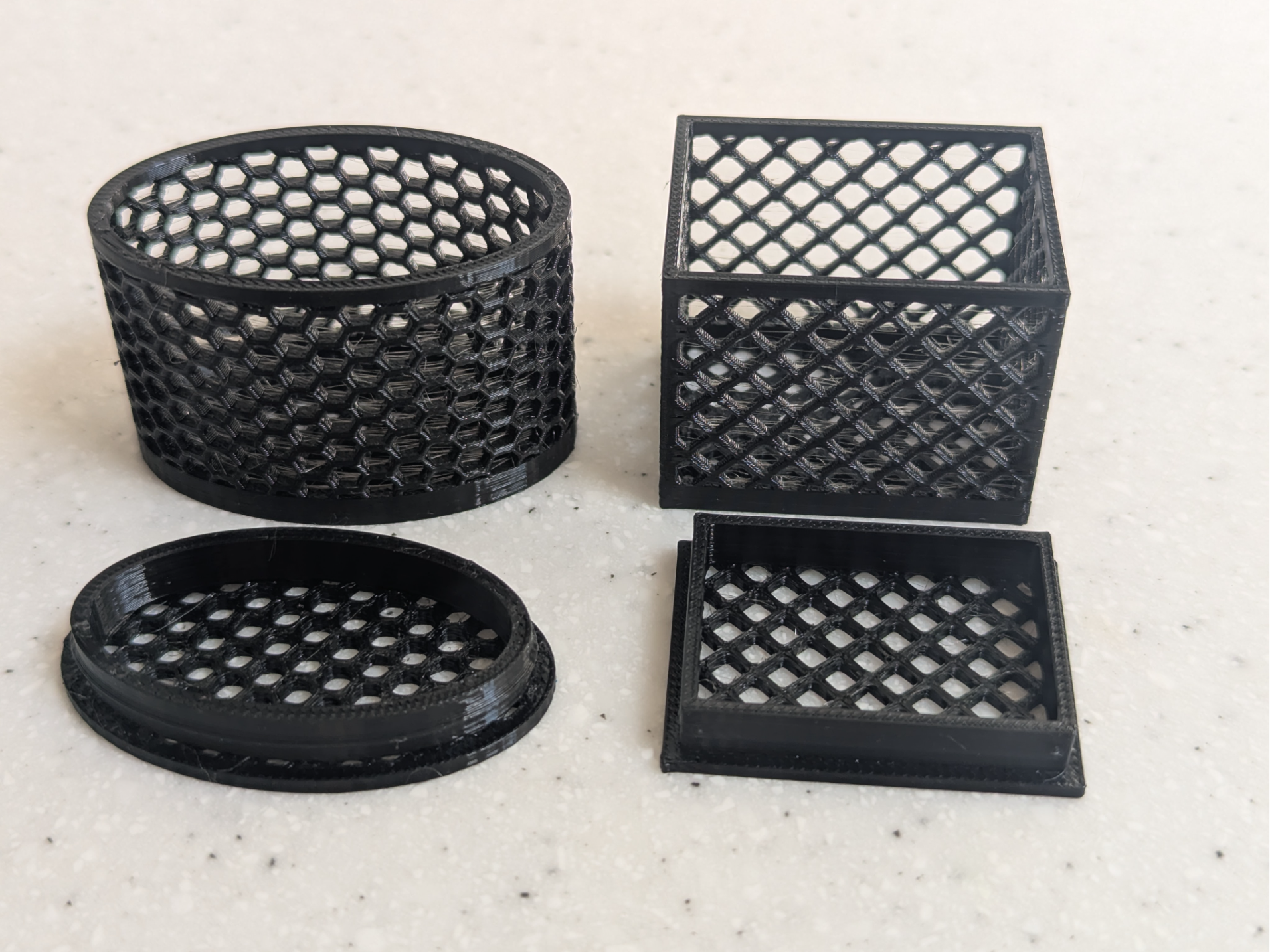 Parametric Customizable Mesh Basket Generator
