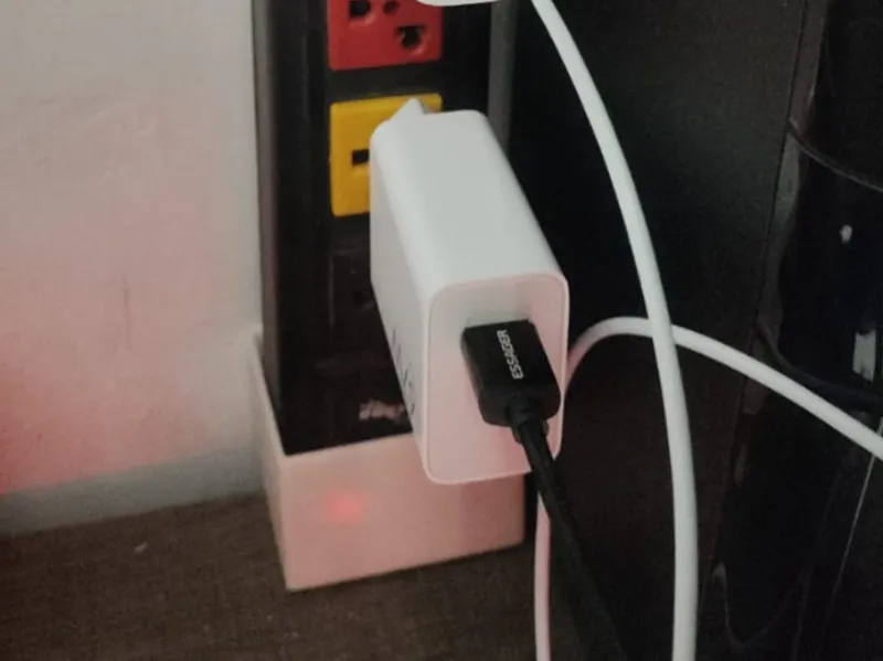 Socket support