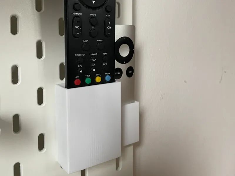 Ikea Skadis remoteholder for Apple TV 3.gen
