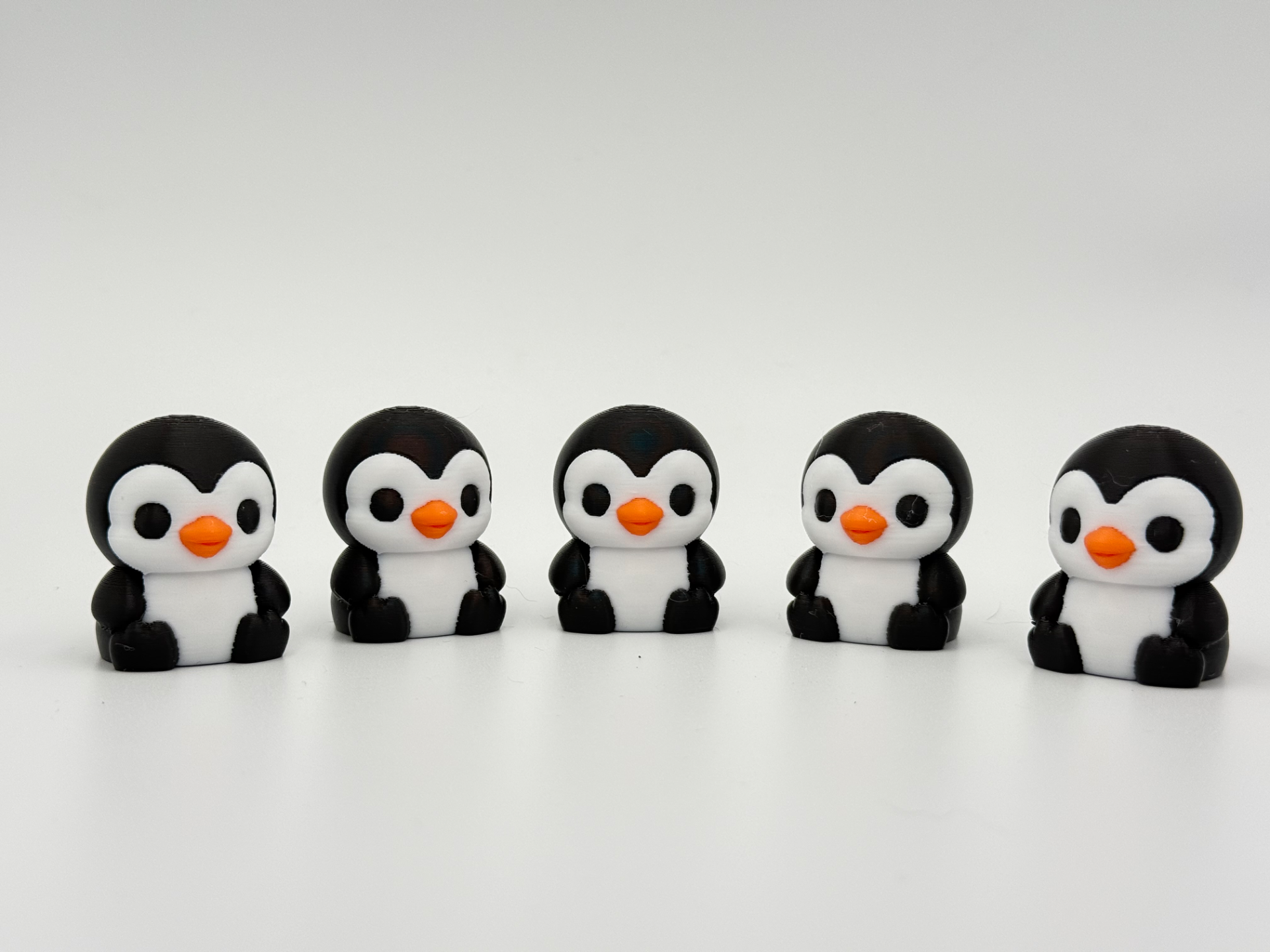Miniatura 2 do modelo 3D Pingo – Tiny Waddle Buddy