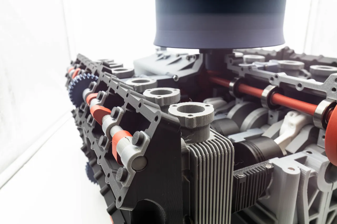 Porsche 917 Engine view 4