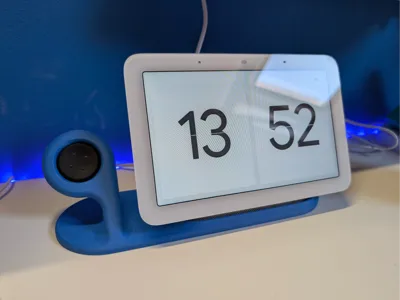 Pixel Watch 2 charging dock, older version Nest Hub