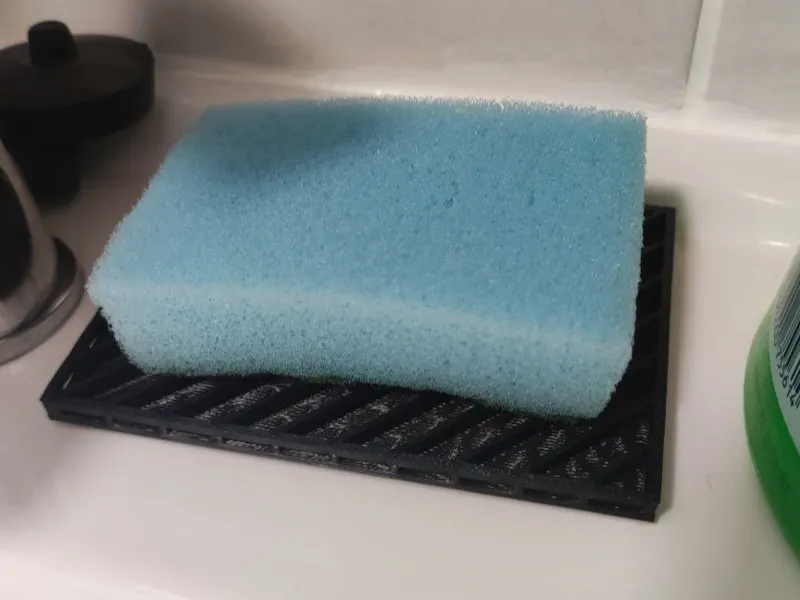Anti-slip simple sponge holder