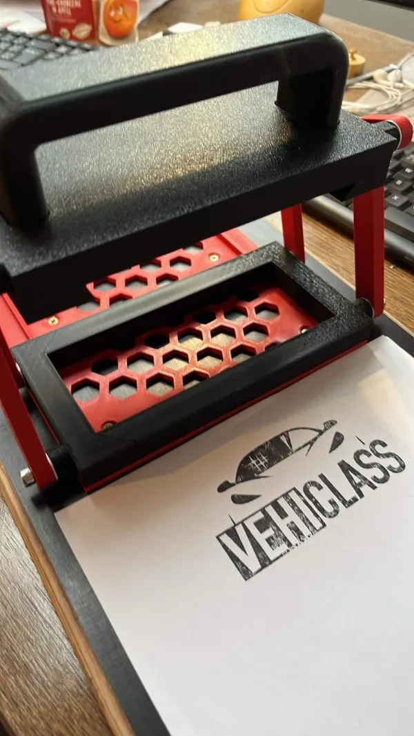https://makerworld.bblmw.com/makerworld/model/USd0e19f29170b8/design/2024-01-16_71e6144b21cdf.jpeg
