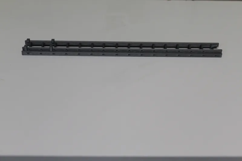 16ft 24th Scale Extendable Extension Ladder