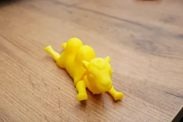 Objeto manipulable: Flexi Fidget Camel — vista de referencia 3