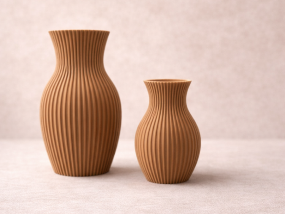 Elegant Ribbed Vase Set – Modern Decorative Duo