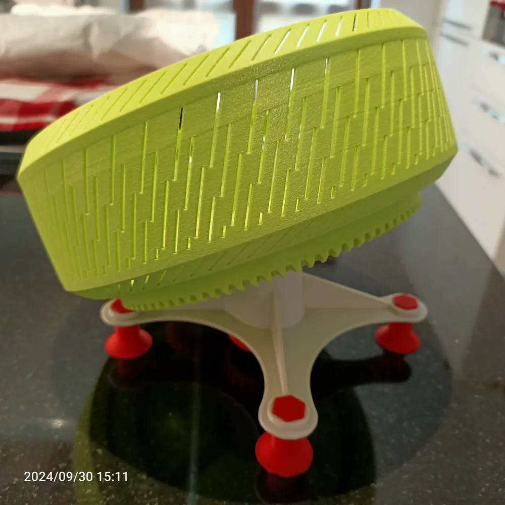 Silica gel microwave dryer by danyeuro MakerWorld