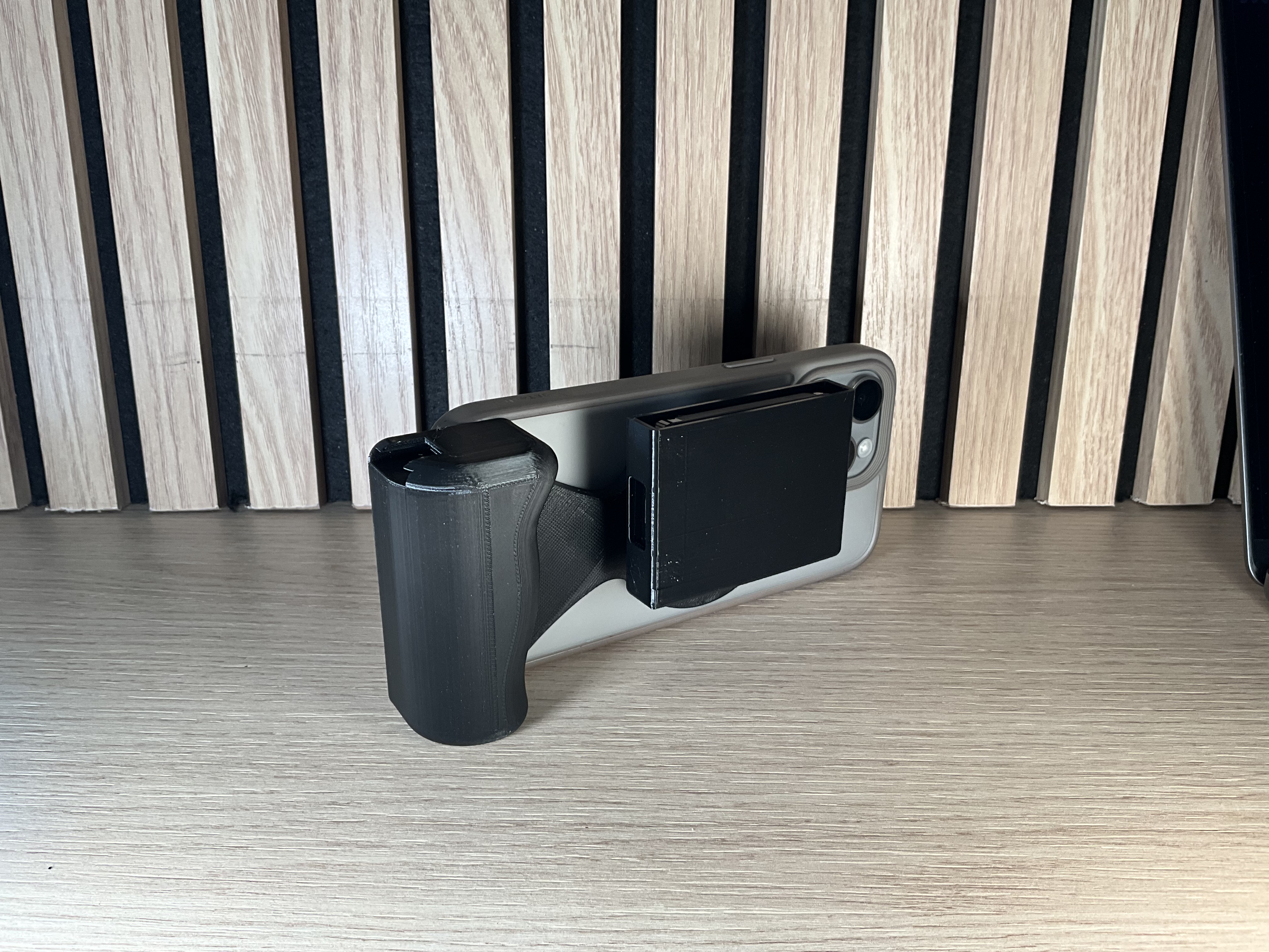 Miniatura 2 do modelo 3D Modular iPhone MagSafe Grip