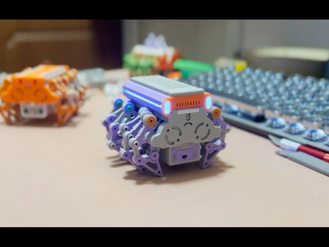 Miniatura 9 do modelo 3D 仿生机甲_拼装动态模型