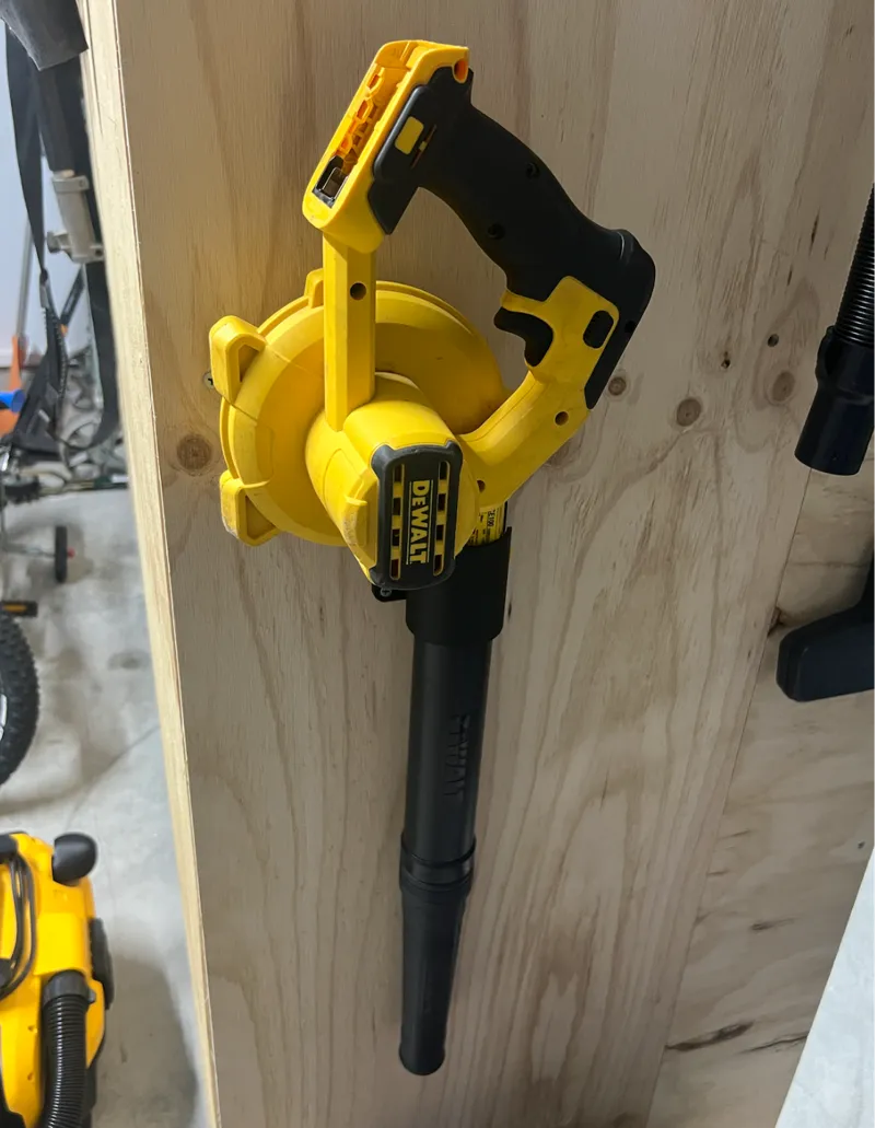 Dewalt DCE100 20v 18v blower mount