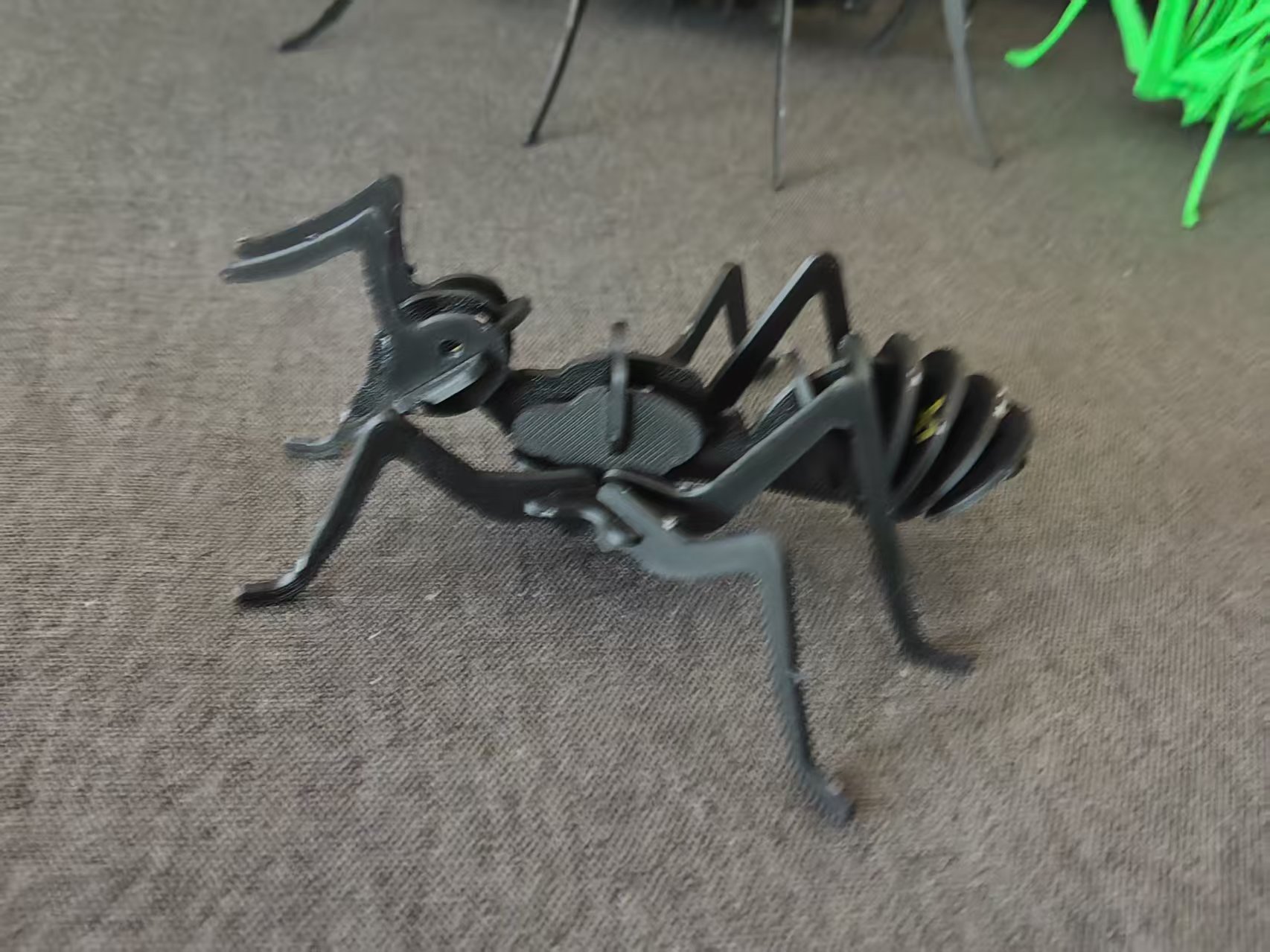 Miniatura 5 do modelo 3D 昆虫3D拼图套卡