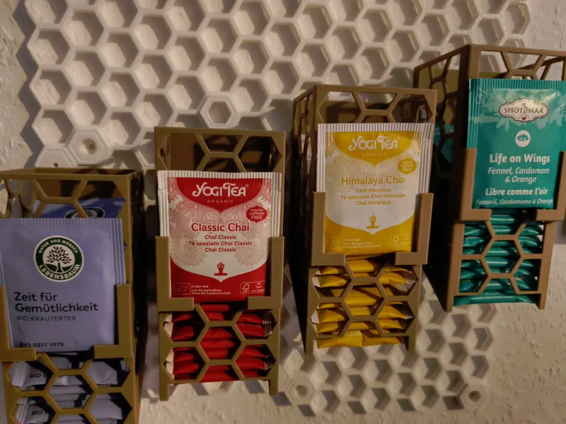 Honeycomb Teespender