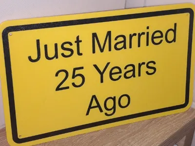 Just Married 25 Years ago Schild