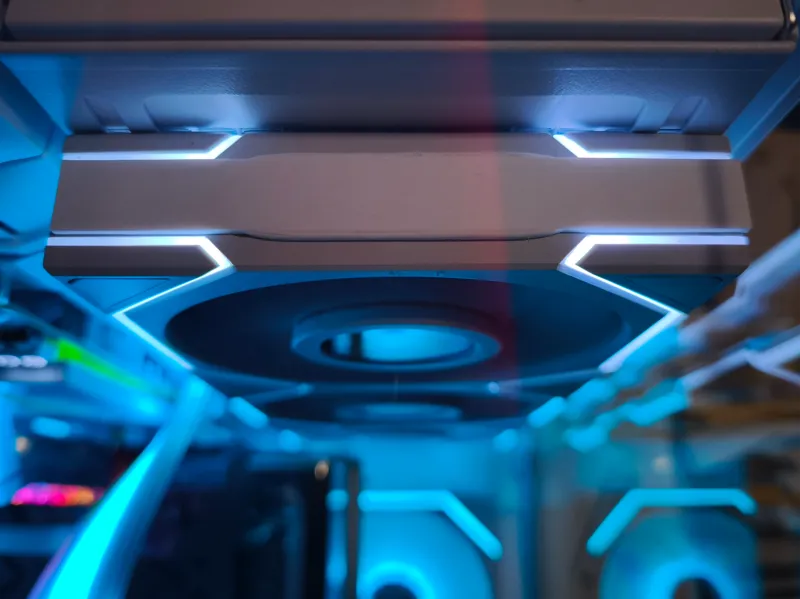 Lian Li UNI FAN TL LCD Cover
