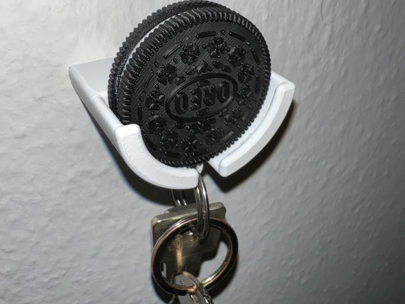 Oreo Airtag Wallmount