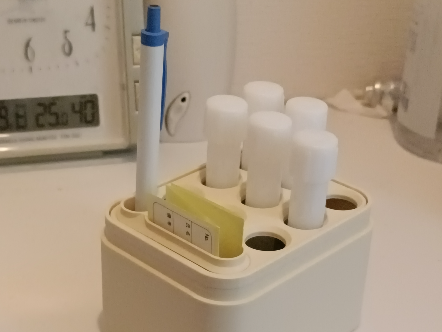 検便サンプル採取容器保管箱