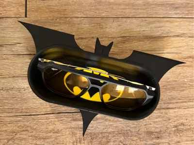 Battman glass case