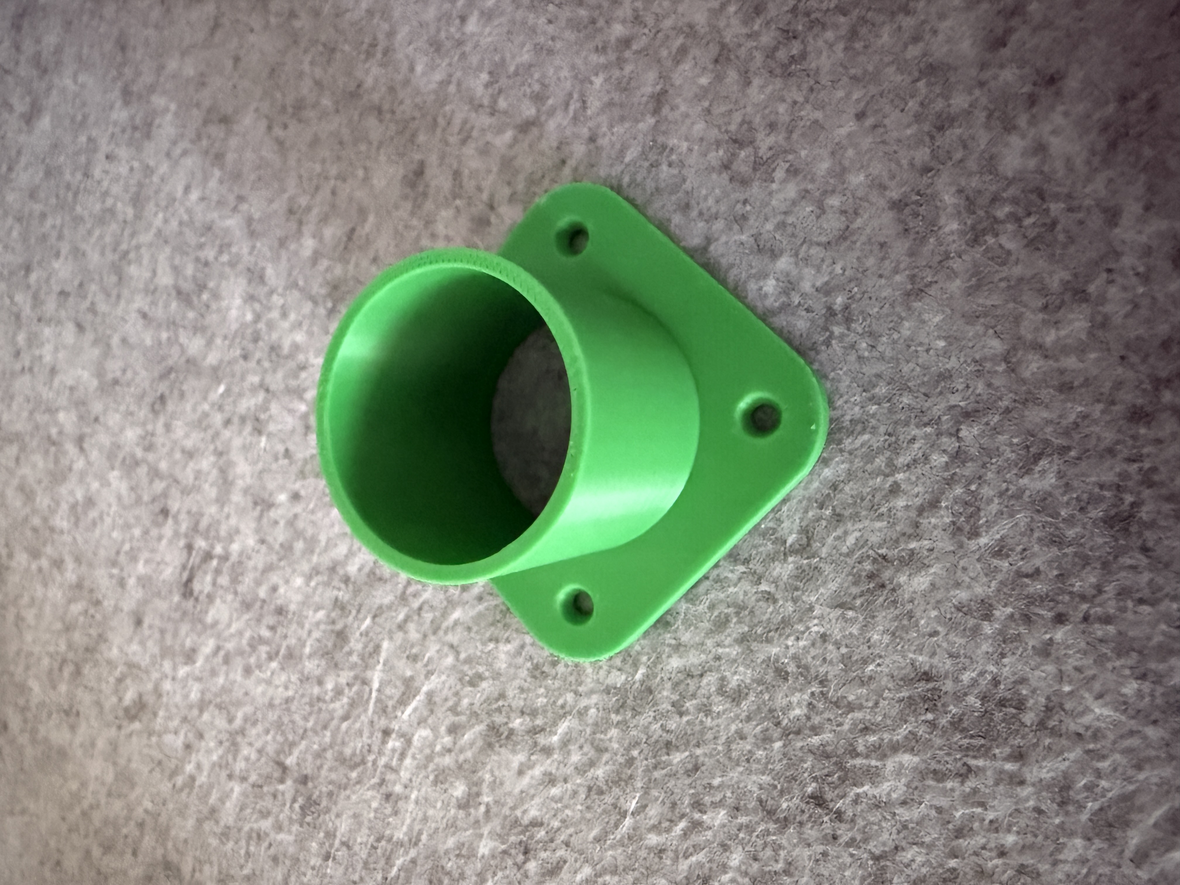 Miniatura 2 do modelo 3D Customizable Flanged Pipe Adapter