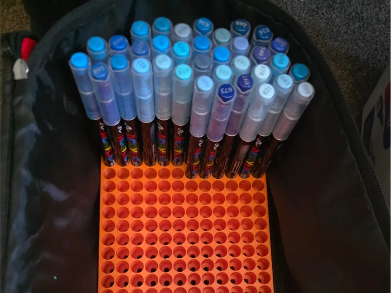 Acrylic pen holder (GuangNa)