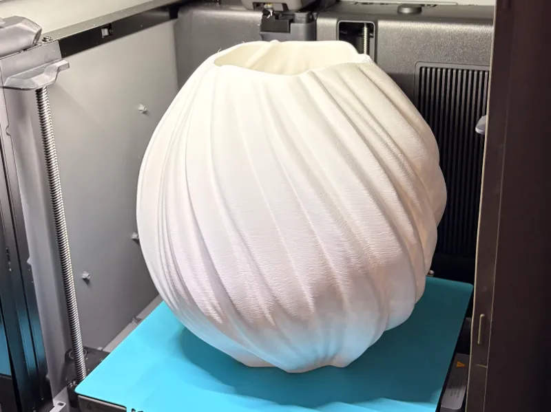 Gedrehte Vase