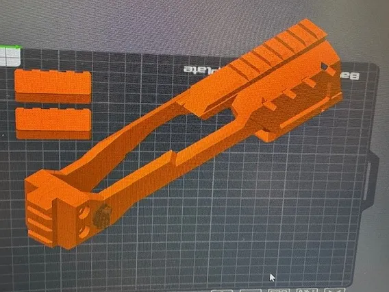 Glizzy 19 Chassis_WIth Leo's logo