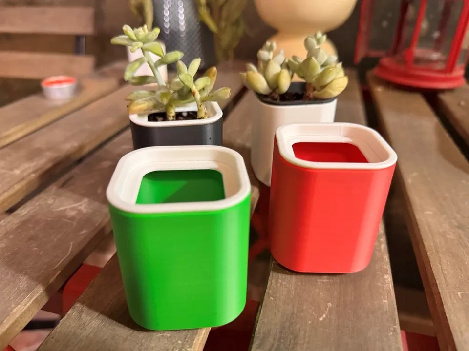 Miniatura 2 do modelo 3D 桌面微景观-小罐盆栽-小罐自然香氛台