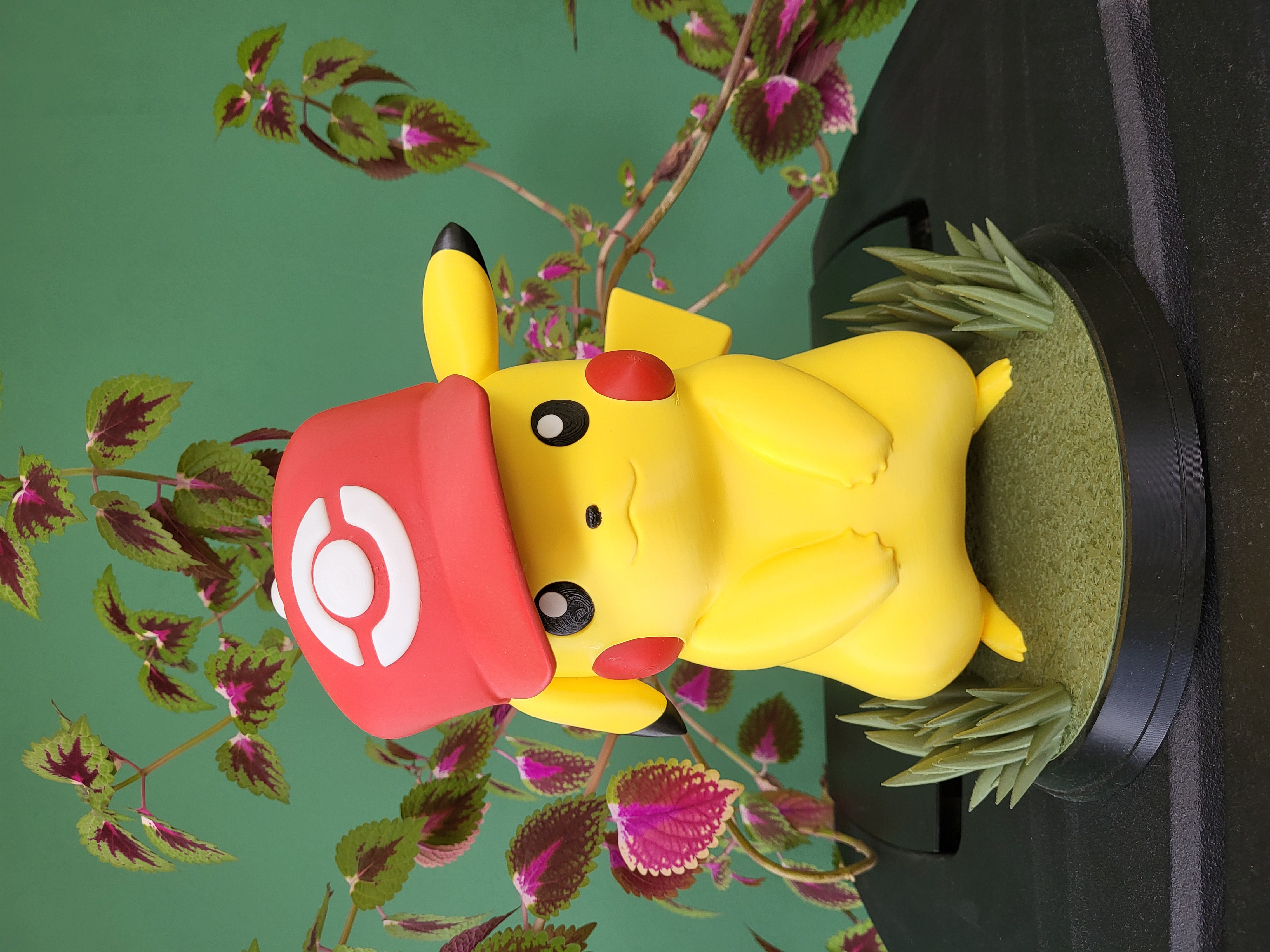 Miniatura 4 do modelo 3D pikachu with cap