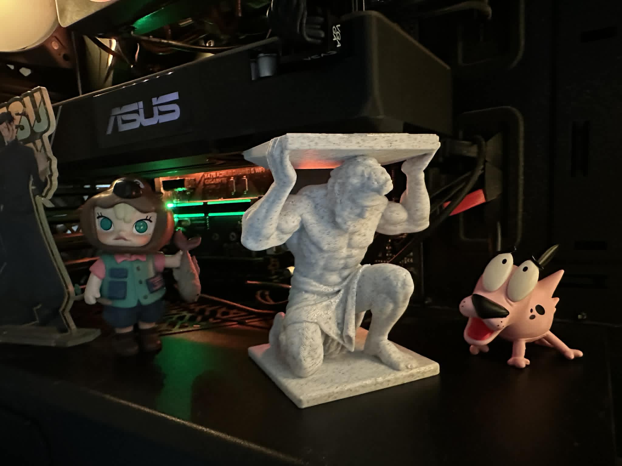 Miniatura 5 do modelo 3D Atlas GPU Support Stand –  Statue
