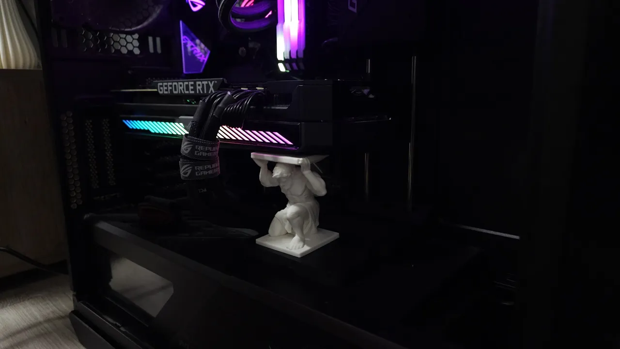 Atlas GPU Support Stand – Statue view 2