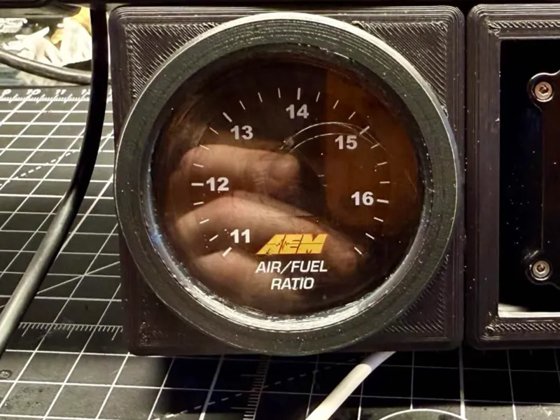 Low-Profile AEM Wideband Bezel