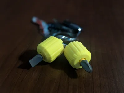 Keychain Bit Holder & Pocket Screwdriver